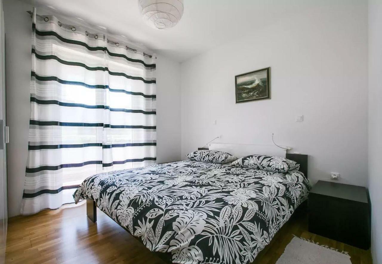 Apartment Vitalia 2+2 Porec Ngoại thất bức ảnh